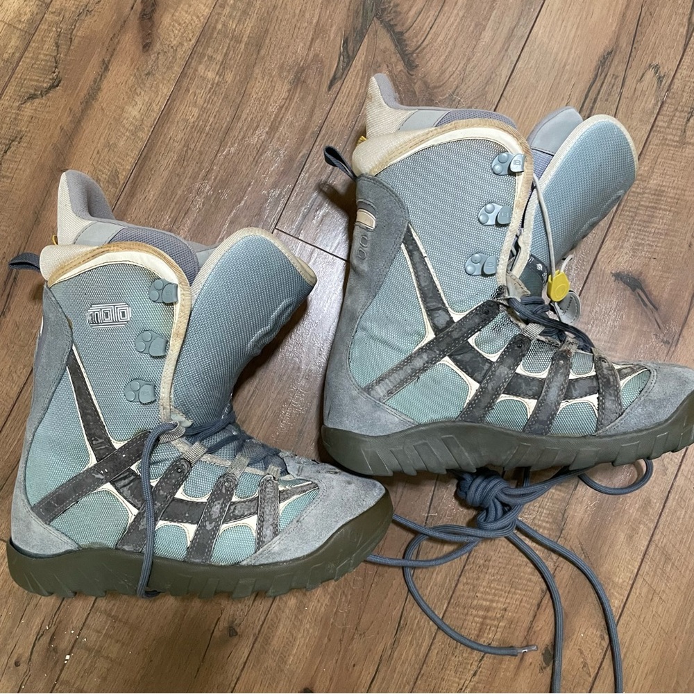 Burton Women's Winter Boots - Gray and Blue